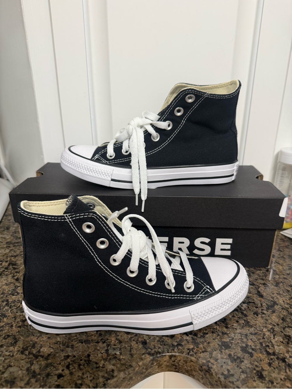Converse New In Box Black And White High Top All Star Women’s 5.5 And Men’s 3.5